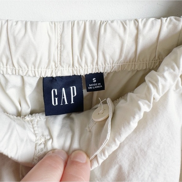 GAP Mid-Rise Cargo Parachute Pants Small - Picture 4 of 8